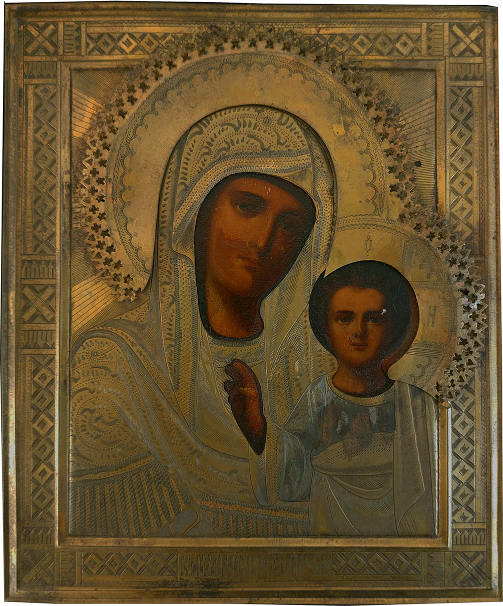 Icona russa della fine del secolo XIX- inizi XX, con riza in rame dorato e argentato — Madonna di Kazan | Aste Dolomia